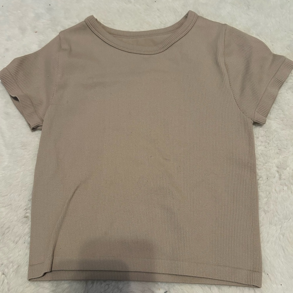 Tan Short Sleeve Crew Neck Tee